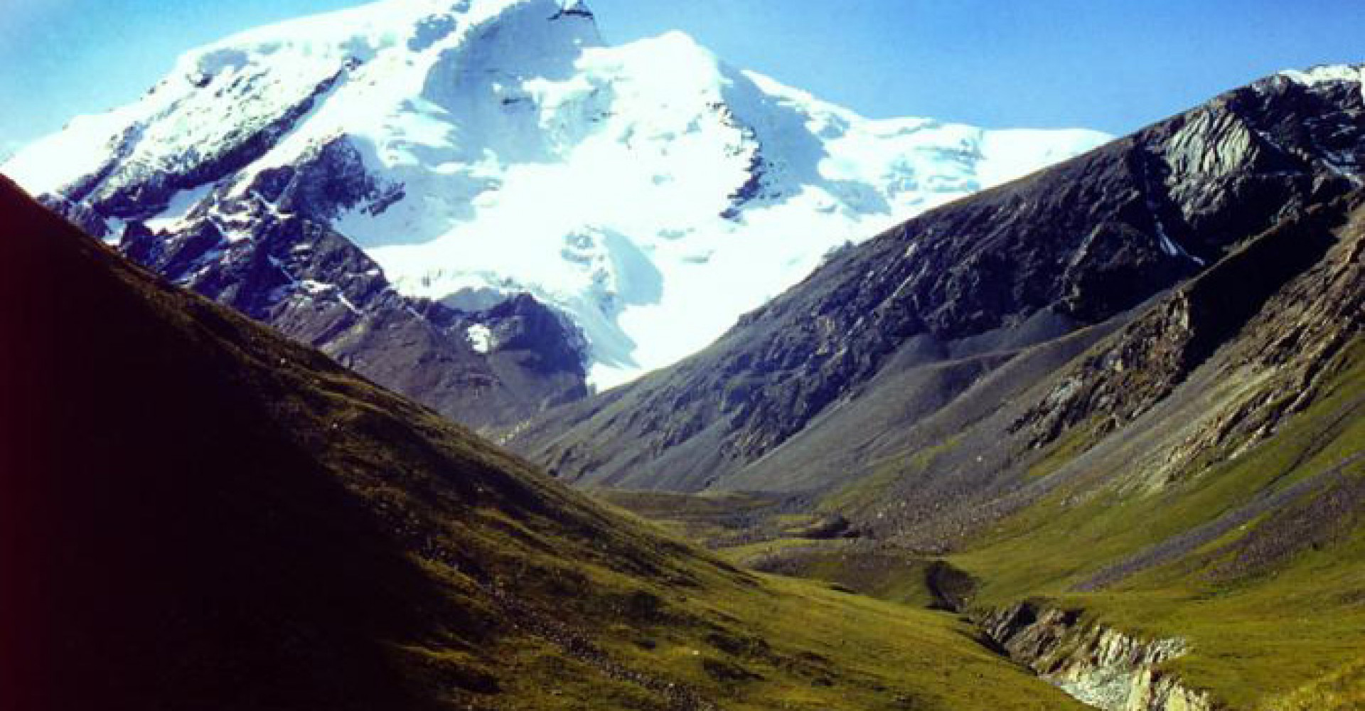 Deglii Tsagaan mountain